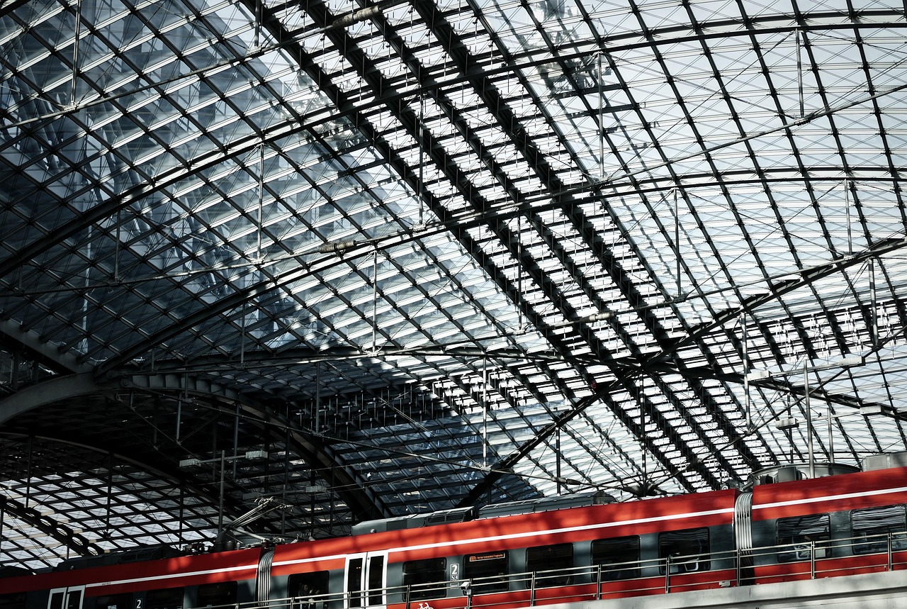 organisez vos transferts professionnels depuis et vers la gare avec un service fiable, ponctuel et confortable, adapté aux besoins de votre entreprise.